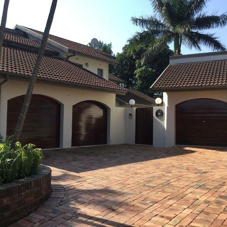 Leatherback Park Hotel Richards Bay Esterno foto